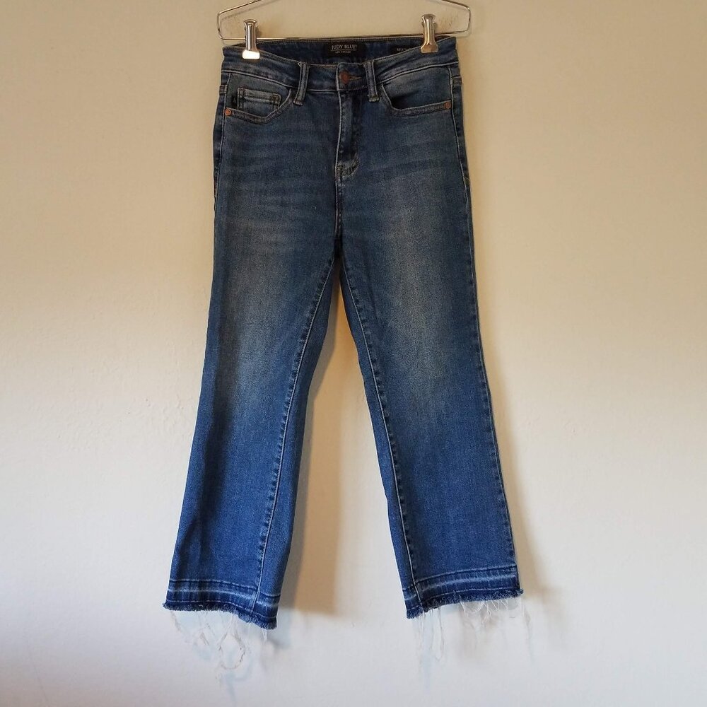 Judy Blue Jeans Women's 1/25 Kick Boot Raw Hem Straight Cropped JB84144
